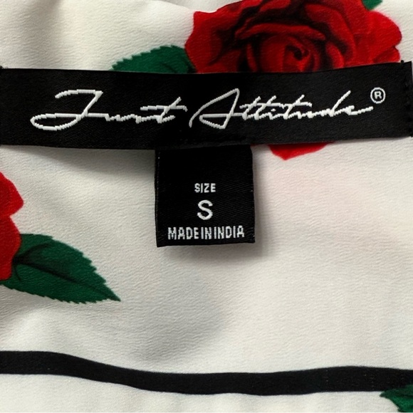 Just Attitude Men's Short Sleeve Front Button Down Red Roses Shirt, White Size S - Picture 3 of 6